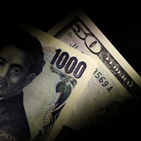 Yen shorts largely cleared; sell USD/JPY on rallies above 147