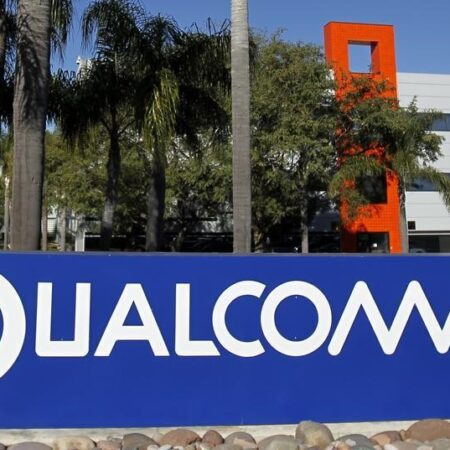 Qualcomm secures key win in chips trial against Arm By Reuters