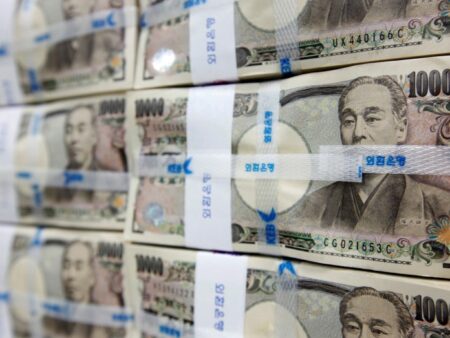 Japanese yen rises after BOJ’s Ueda says rate hike possible with economic progress By Investing.com