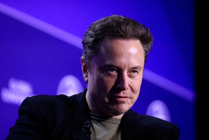 © Reuters. FILE PHOTO: Elon Musk, chief executive officer of SpaceX and Tesla and owner of X looks on during the Milken Conference 2024 Global Conference Sessions at The Beverly Hilton in Beverly Hills, California, U.S., May 6, 2024.  REUTERS/David Swanson/File Photo/File Photo