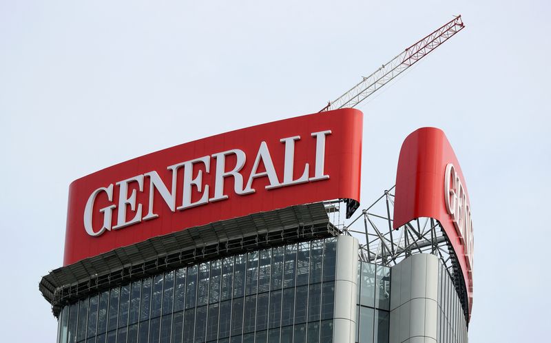 © Reuters. FILE PHOTO: The Generali Tower designed by Iraqi-British architect Zaha Hadid is seen at Milan's CityLife district, Italy August 14, 2018.  REUTERS/ Stefano Rellandini/File Photo